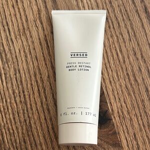 Versed Press Restart Gentle Retinol Body Lotion - Cream